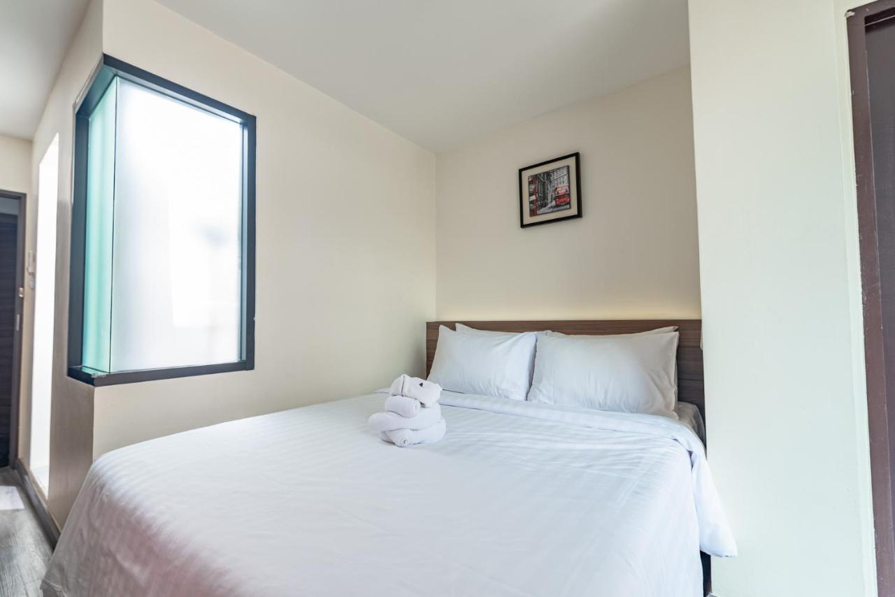 Sovereign Group Hotel At Pratunam Бангкок Экстерьер фото
